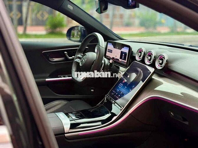 Mercedes-Benz C300 AMG 2021 Đen