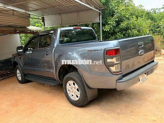 Ford Ranger XLS AT 2017 180000 km Xám