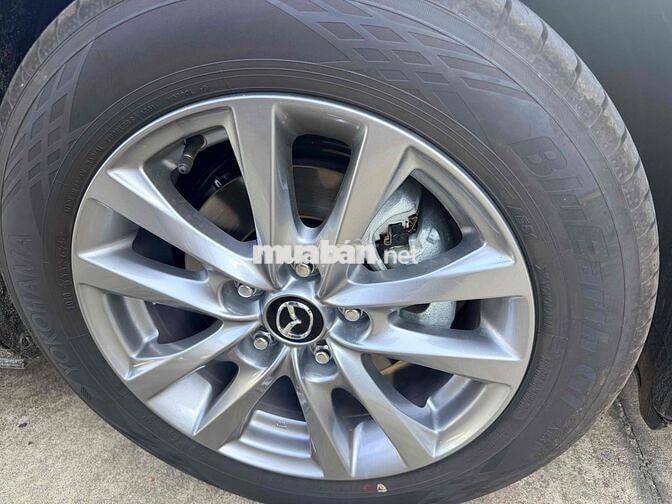 Mazda 3 Luxury 2026 Đen 400km