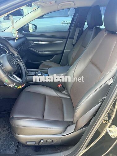 Mazda 3 Luxury 2026 Đen 400km