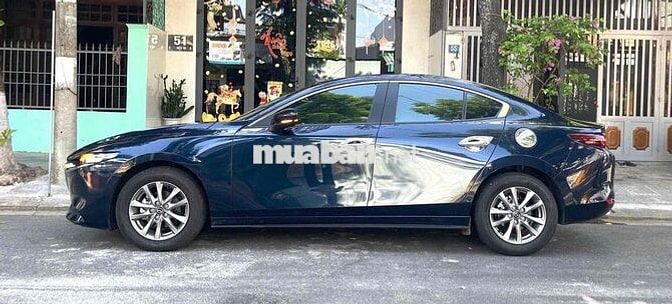 Mazda 3 đăng kí 2025 Xanh 6000 km