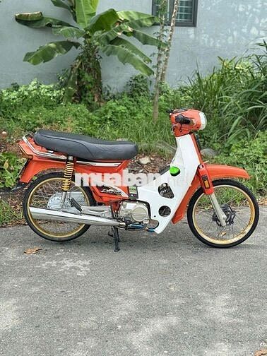 Honda Dream màu Cam, Trắng