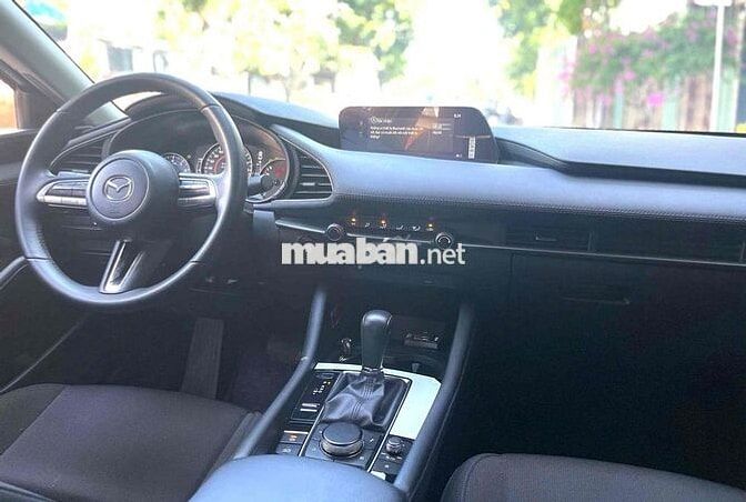 Mazda 3 đăng kí 2025 Xanh 6000 km