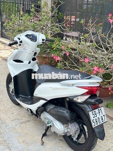 Honda Vision 2012 màu Trắng