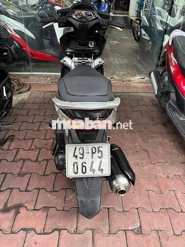 Honda Air Blade 2010 Đen bạc biển số 49