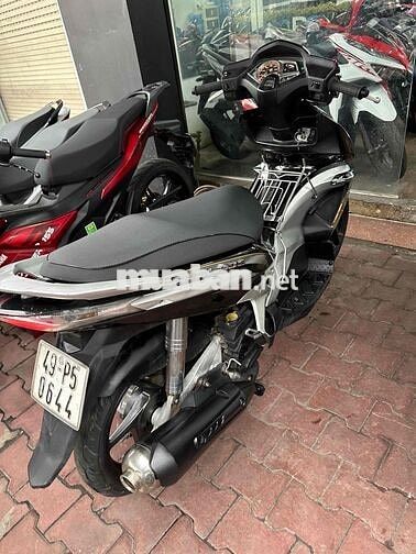 Honda Air Blade 2010 Đen bạc biển số 49