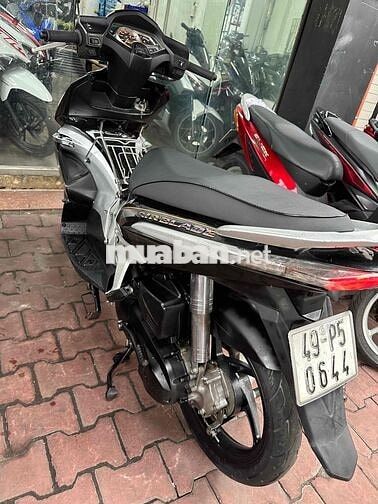 Honda Air Blade 2010 Đen bạc biển số 49