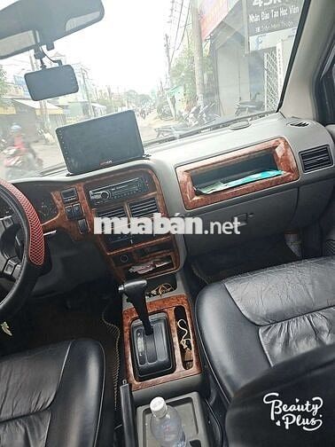 Isuzu Trooper Bạc 7 chỗ Tự động