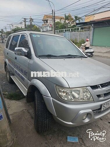 Isuzu Trooper Bạc 7 chỗ Tự động