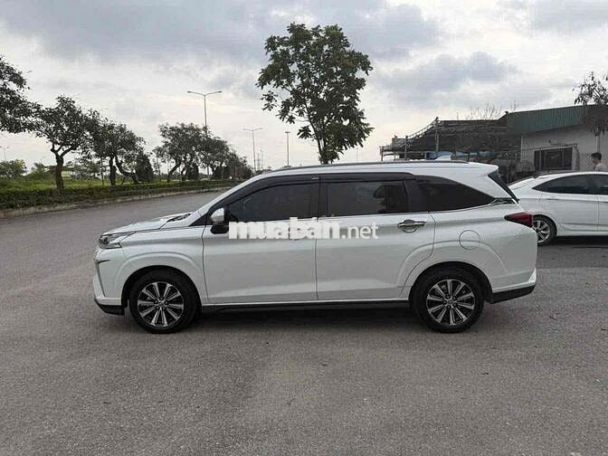 Toyota Veloz Cross 2023
