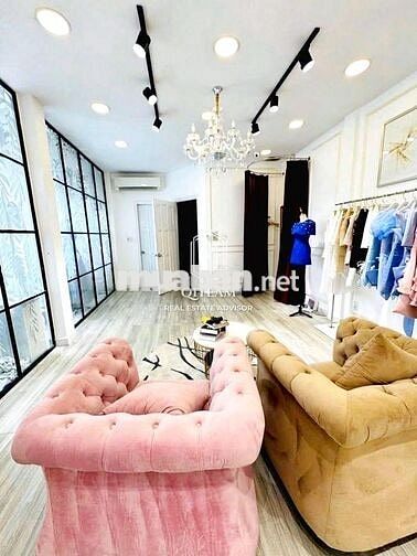 🔥 CHO THUÊ NHÀ MẶT TIỀN VÕ VĂN TẦN, QUẬN 3 🔥 4 TẦNG - GIÁ 45 TRIỆU