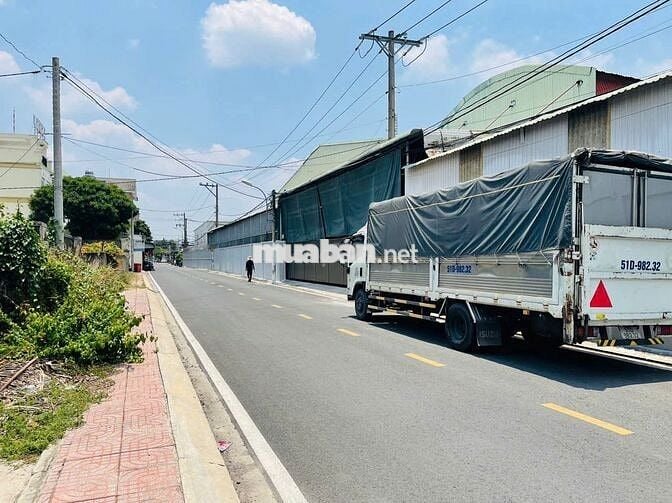 cô Tuyết 9 chủ bán gấp 253m2 đất gd MT Phạm Văn Chèo, 515tr Thị Trấn!