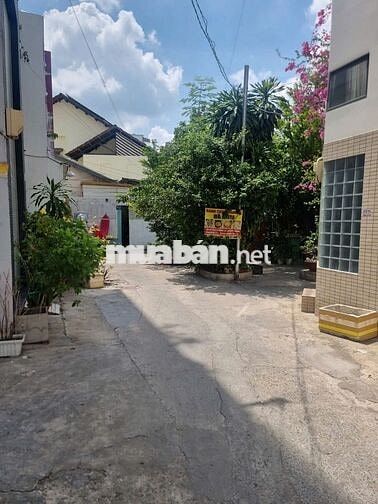 Chỉ 7tr, Nguyên Căn c.chủ, DT 11x6M, 70m2, ở được GĐ lớn nhiều người,