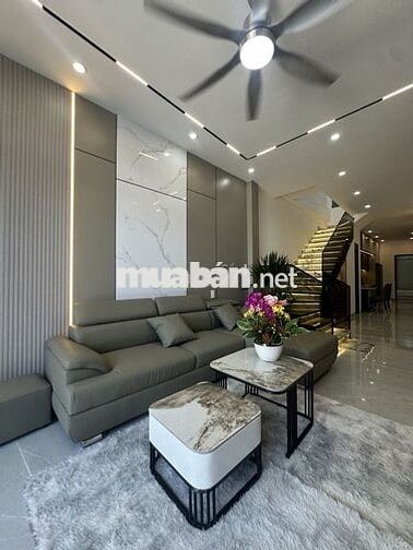  NHÀ ĐẸP MỚI KENG – FULL NỘI THẤT – CÔNG VIÊN TRƯỚC NHÀ 