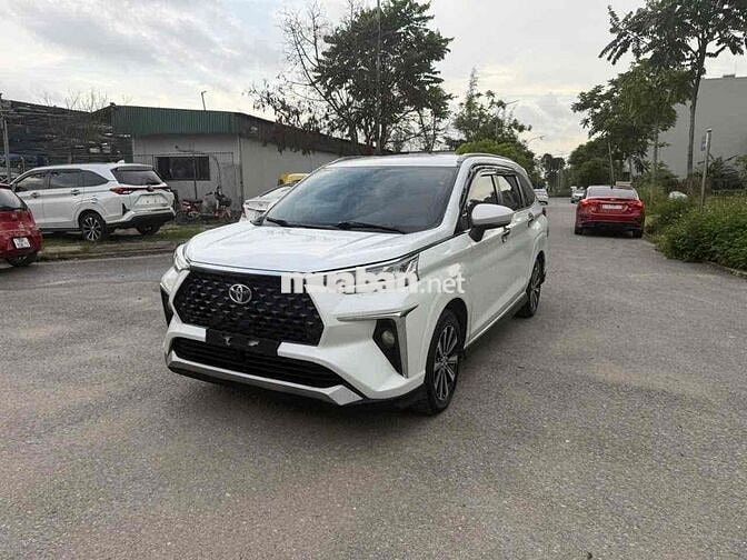 Toyota Veloz Cross 2023