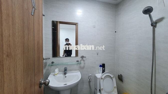 Bán căn hộ Bcons Suối Tiên 2PN 2WC ban công hướng Đông Bắc, tầng trung
