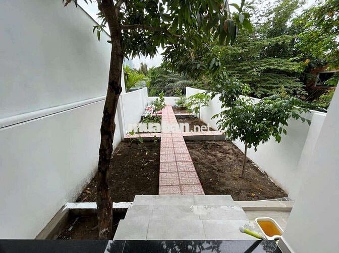 Nhà 1 Trệt 2 Lầu 4PN 4x30m Mặt Tiền Đường Lâm Văn Bền Quận 7