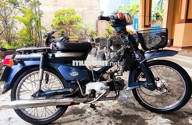 Honda Super Cub 82 Xanh
