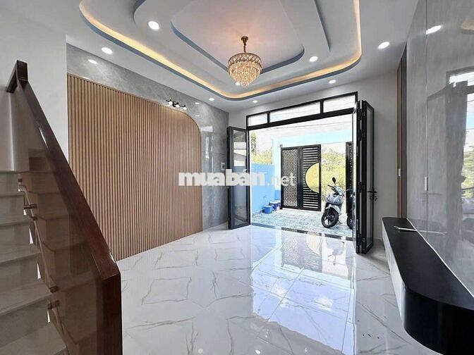 Khai trương nhà phố mới 100% - Hẻm xe hơi