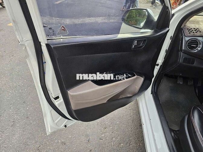 Hyundai i10 Sedan 2015 1.2 Trắng