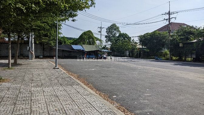 5x20 KDC Tân Phú Trung - SHR - Xây dựng tự do