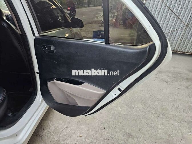 Hyundai i10 Sedan 2015 1.2 Trắng