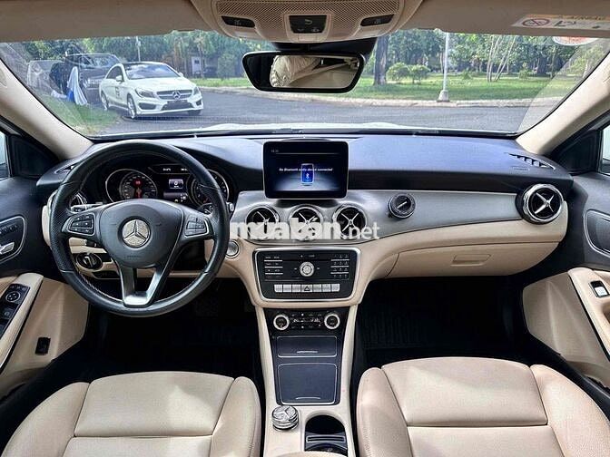 Mercedes GLA200 2019 Trắng 60000 miles