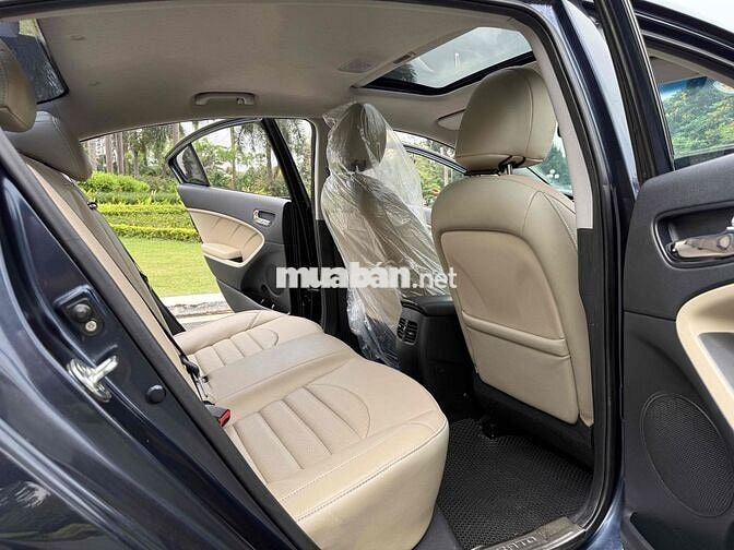 CẦN BÁN KIA CERATO 1.6AT MẪU XE HẠNG C SIÊU MỚI