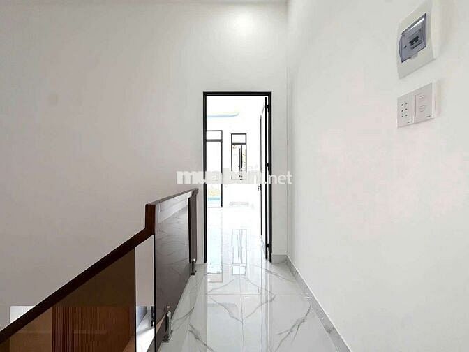 Khai trương nhà phố mới 100% - Hẻm xe hơi