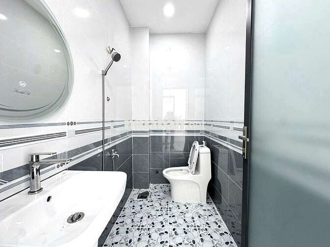 Khai trương nhà phố mới 100% - Hẻm xe hơi