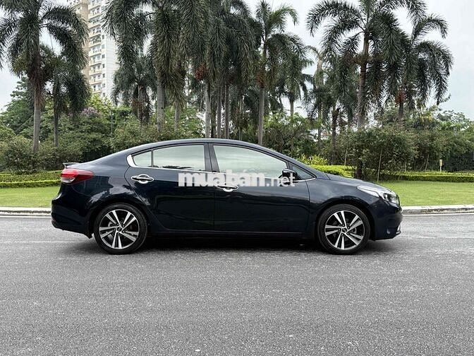 CẦN BÁN KIA CERATO 1.6AT MẪU XE HẠNG C SIÊU MỚI