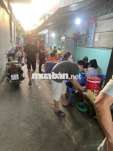 cần sang lại quán bún bò hếu đang đông khách , có chỉ luôn công thức