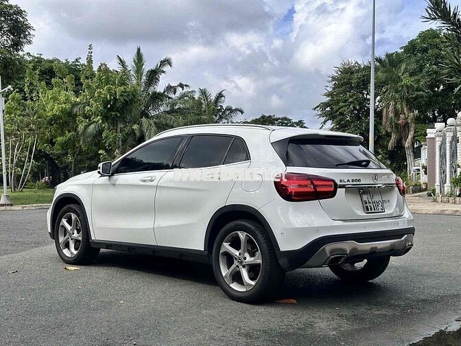 Mercedes GLA200 2019 Trắng 60000 miles