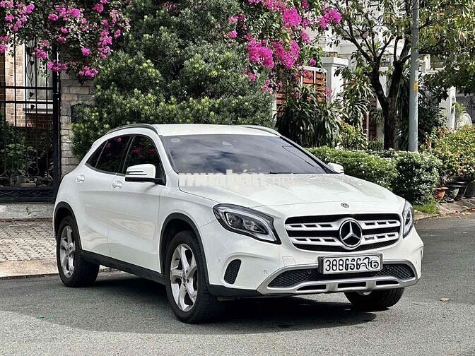 Mercedes GLA200 2019 Trắng 60000 miles
