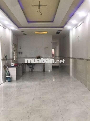 cho thuê nhà gần chùa hoằng pháp hóc môn giá 15tr đường xe hơi còn bớt