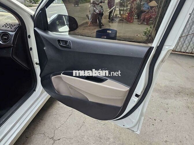 Hyundai i10 Sedan 2015 1.2 Trắng