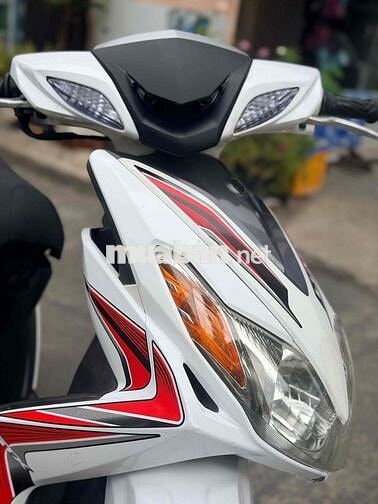 Yamaha Luvias GTX 2013 Trắng