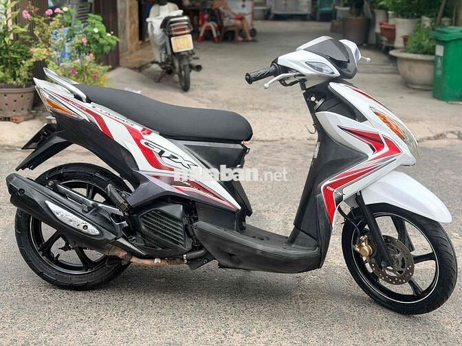 Yamaha Luvias GTX 2013 Trắng