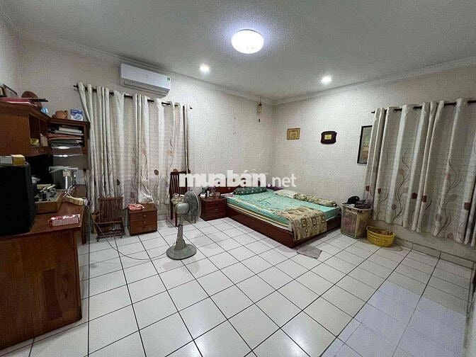 BÁN NHÀ - BỚT LỘC CHO NGƯỜI CÓ THIỆN CHÍ