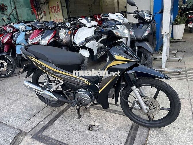 Honda Wave Blade 2018 Đen vàng