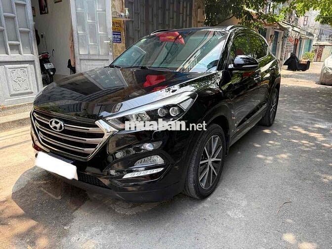 Hyundai Tucson Đen 5 chỗ