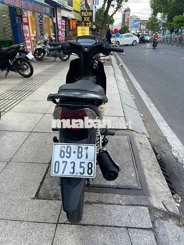 Honda Wave Blade 2018 Đen vàng