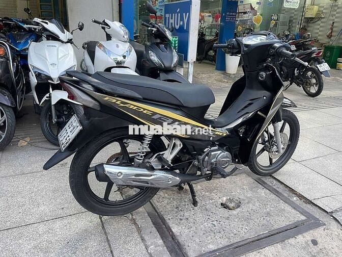 Honda Wave Blade 2018 Đen vàng