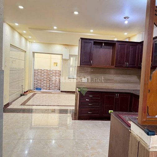 Cho thuê nhà MT Phan Văn Trị, hơp kd, mở VP, 6PN, có chổ đỗ xe hơi    