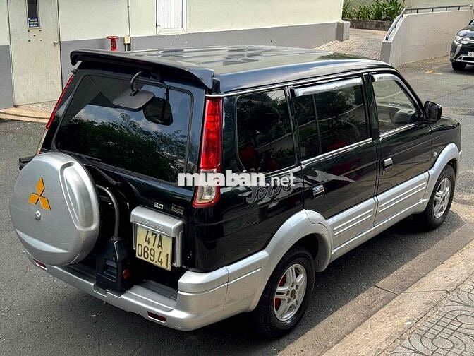 Mitsubishi Jolie 2004 Đen