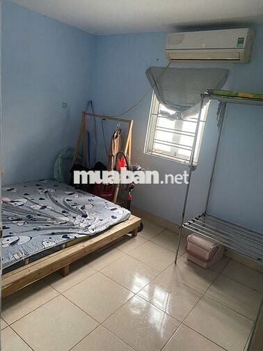 Cho thuê nhà 2 tầng 30m2 - Ngõ 15 phố Ô Cách- Có điều hòa, nóng lạnh