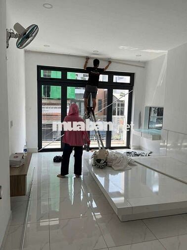 CHO THUÊ NHÀ NGUYÊN CĂN MẶT TIỀN ĐƯỜNG SỐ LÂM VĂN BỀN, P. TÂN QUY