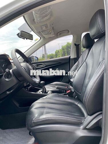 MG 5 , đời 2024 , chạy 43 nghìn , nguyên rin