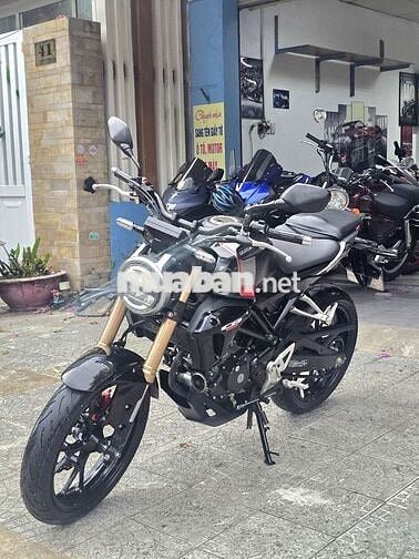 Honda CBR150R Đen 800 km Xe mới 99,99% 2024