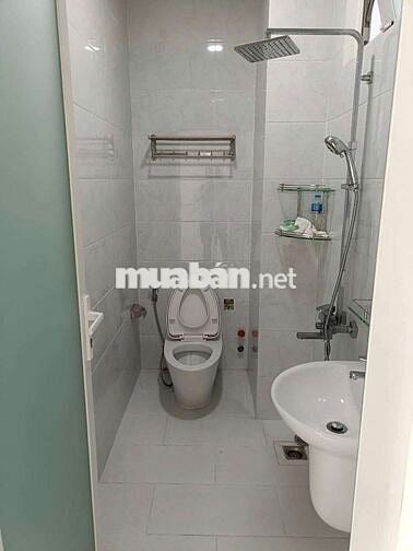 CHO THUÊ NHÀ NGUYÊN CĂN MẶT TIỀN ĐƯỜNG SỐ LÂM VĂN BỀN, P. TÂN QUY